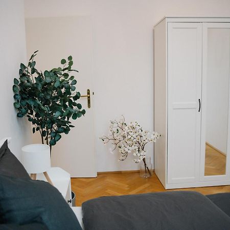 110Qm, 4 Bedrooms, Near Schoenbrunn - Axara Housing Osw 33 Wenen Buitenkant foto